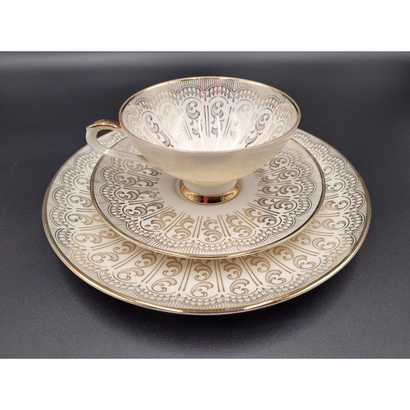 VTG Bareuther Waldsassen Luncheon Trio Set Plate Teacup Saucer 53 Gold Trim - Picture 1 of 12